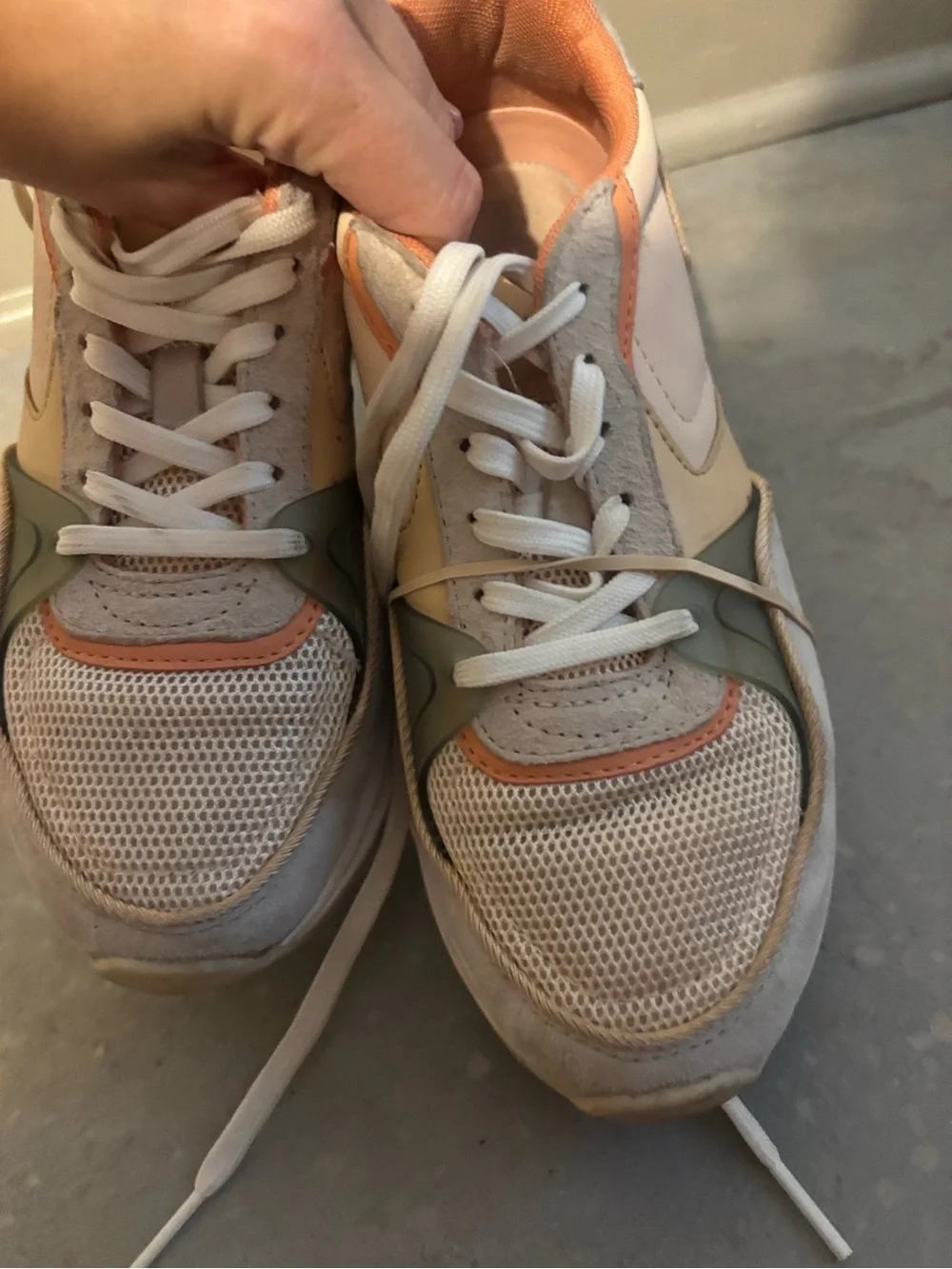 Hoff‎ Womens Sneakers size 6